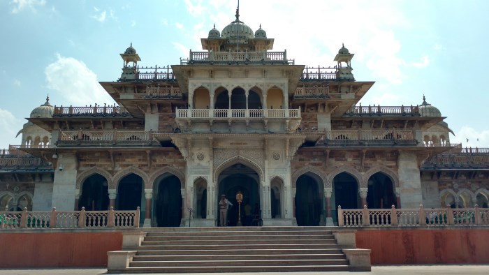 albert-hall-jaipur-tourism